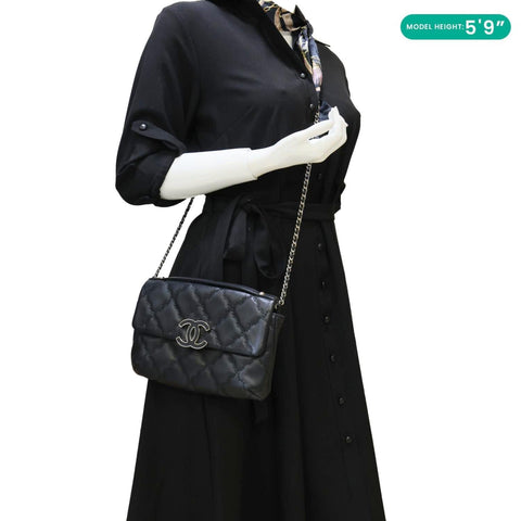 CHANEL Double Stitch Hamptons Flap Mini Quilted Calfskin Crossbody Bag Black