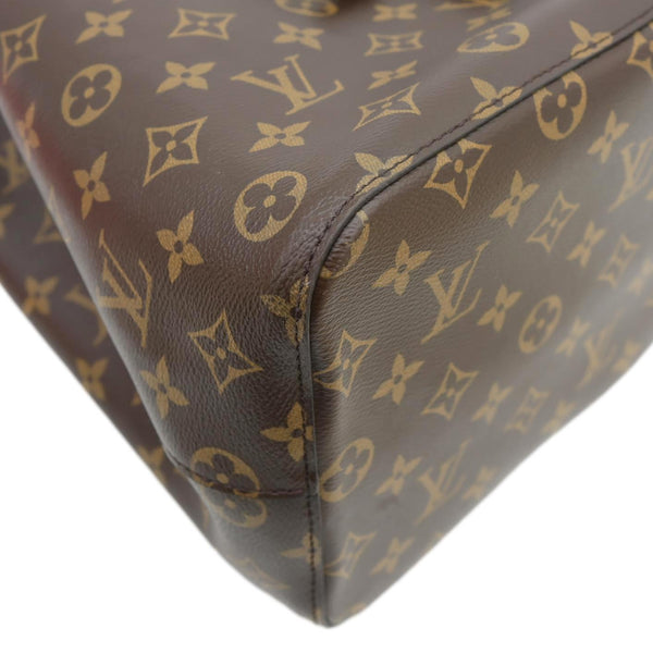 LOUIS VUITTON Neonoe MM Monogram Canvas Shoulder Bag Black