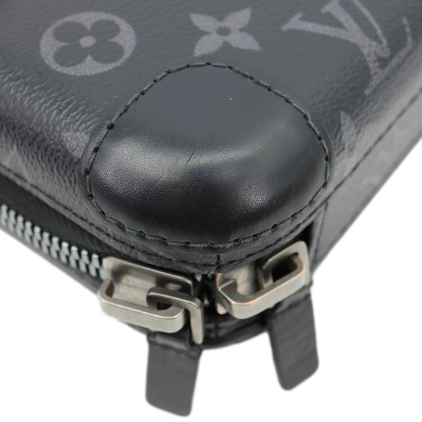 LOUIS VUITTON Horizon Monogram Eclipse Clutch Shoulder Bag Black