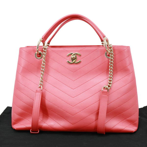 CHANEL Stitched Chevron Calfskin Leather Chic Shopping Tote Bag Pink