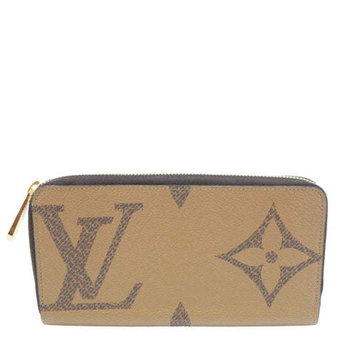 LOUIS VUITTON Giant Monogram Reverse Zippy Wallet Brown