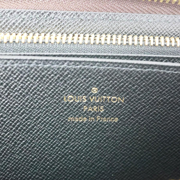 LOUIS VUITTON Giant Monogram Reverse Zippy Wallet Brown