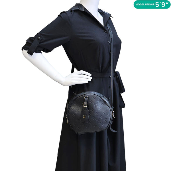 LOUIS VUITTON Boite Chapeau Souple MM Monogram Empreinte Shoulder Bag Black