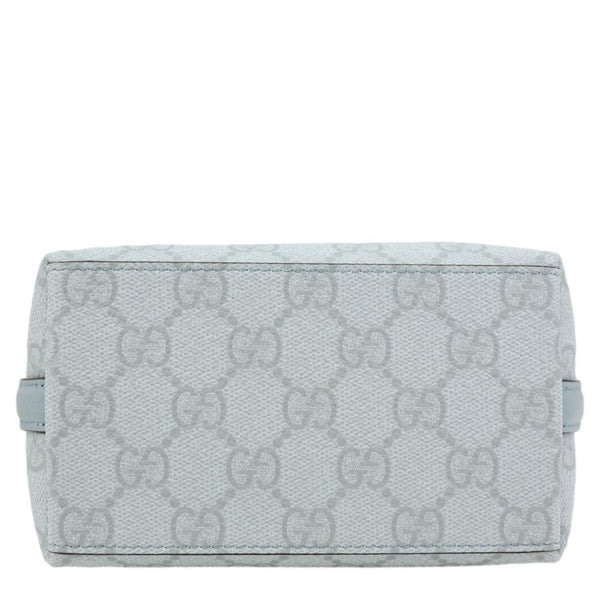 GUCCI GG Emblem GG Supreme Canvas Bucket Bag Light Blue 847090