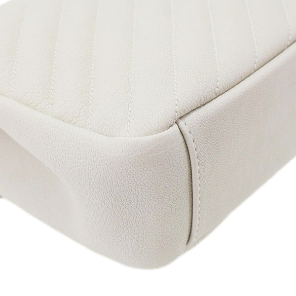 YVES SAINT LAURENT College Flap Medium Classic Chevron Leather Shoulder Bag Cream