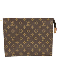 LOUIS VUITTON Toiletry Pouch 26 Monogram Canvas Clutch Brown