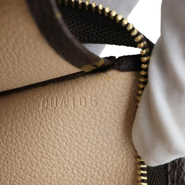 LOUIS VUITTON Toiletry Pouch 26 Monogram Canvas Clutch Brown