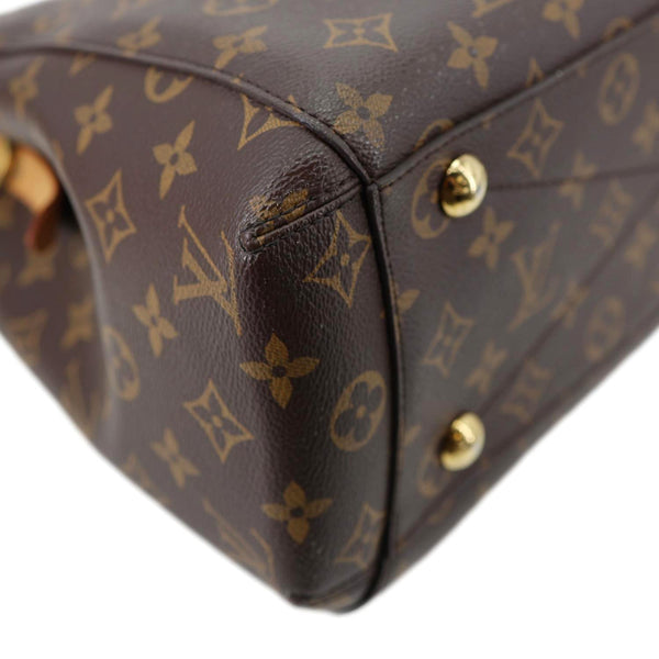 LOUIS VUITTON Montaigne MM Monogram Canvas Shoulder Bag Brown