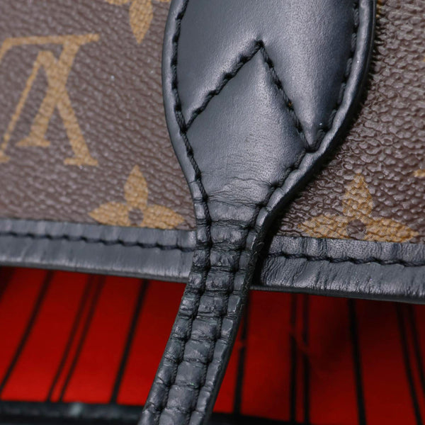 LOUIS VUITTON Neverfull MM World Tour Monogram Canvas Tote Shoulder Bag Brown