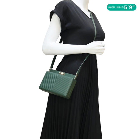 CHANEL Reissue Box Chevron Lambskin Leather Clutch Bag Green