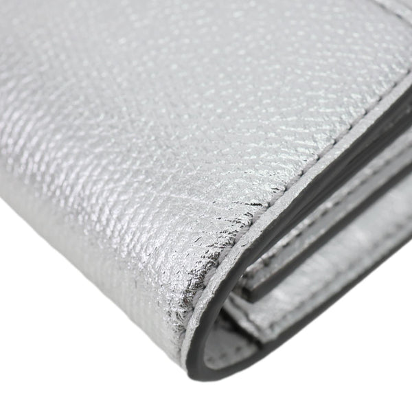 VALENTINO VLogo Metallic Leather Wallet On Chain Silver