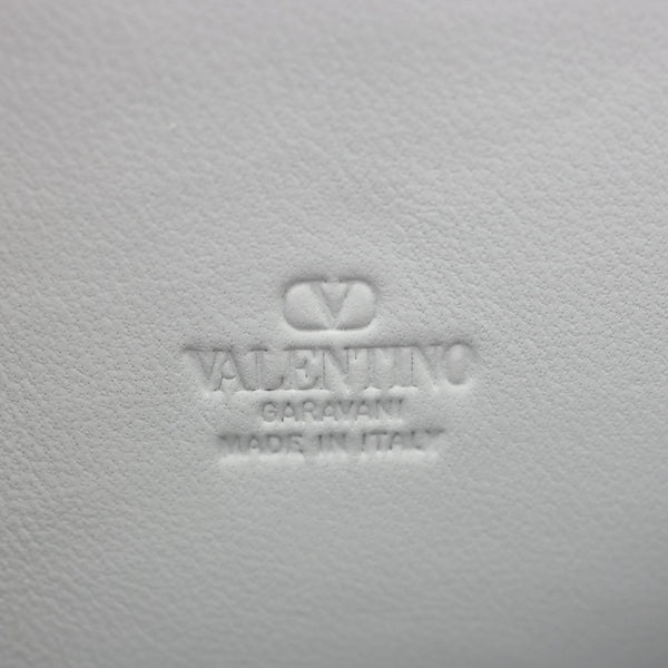 VALENTINO VLogo Metallic Leather Wallet On Chain Silver