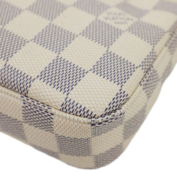 LOUIS VUITTON Pochette Accessoires Damier Azur Pouch White