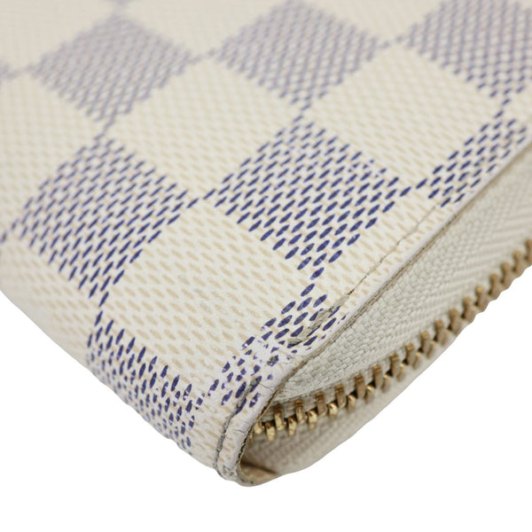 LOUIS VUITTON Damier Azur Zippy Wallet White