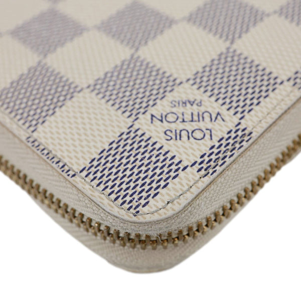 LOUIS VUITTON Damier Azur Zippy Wallet White