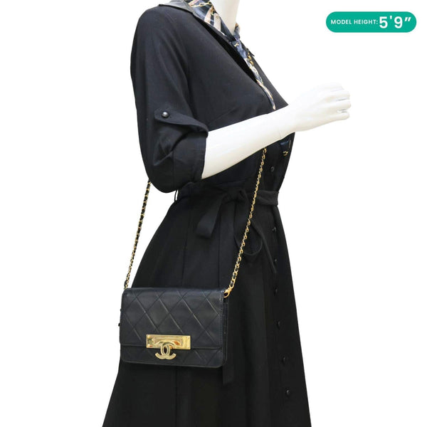 CHANEL Golden Class Quilted Leather Chain Wallet Crossbody Bags Black