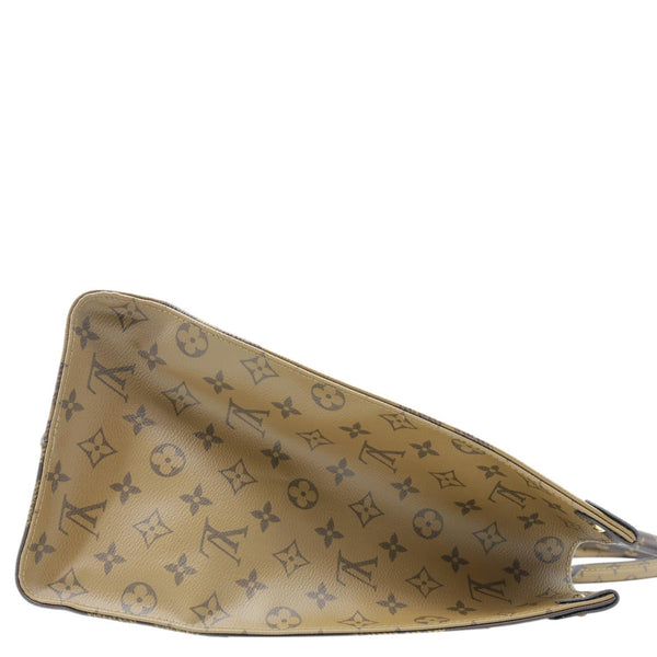 LOUIS VUITTON Onthego GM Giant Monogram Canvas Tote Bag Brown
