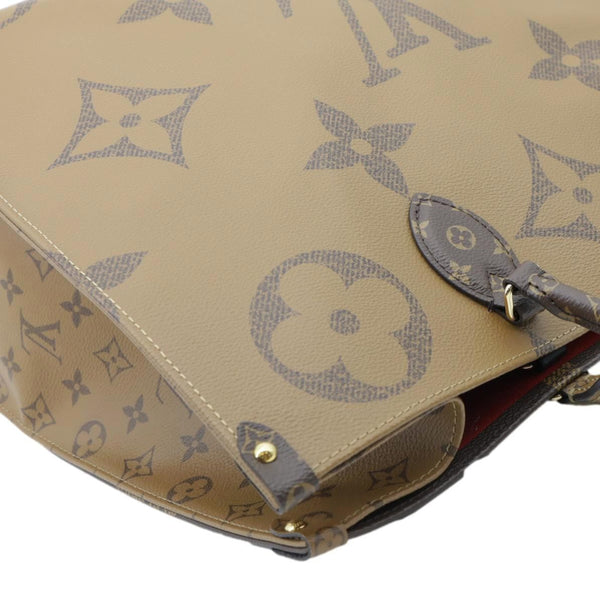 LOUIS VUITTON Onthego GM Giant Monogram Canvas Tote Bag Brown