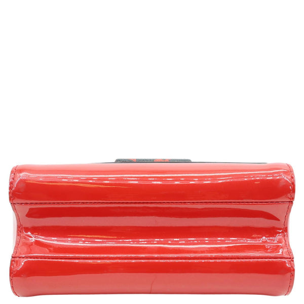 LOUIS VUITTON Twist PM Infrarouge Vernis Chain Shoulder Bag Red