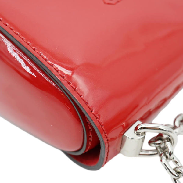 LOUIS VUITTON Twist PM Infrarouge Vernis Chain Shoulder Bag Red
