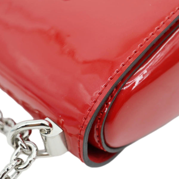 LOUIS VUITTON Twist PM Infrarouge Vernis Chain Shoulder Bag Red