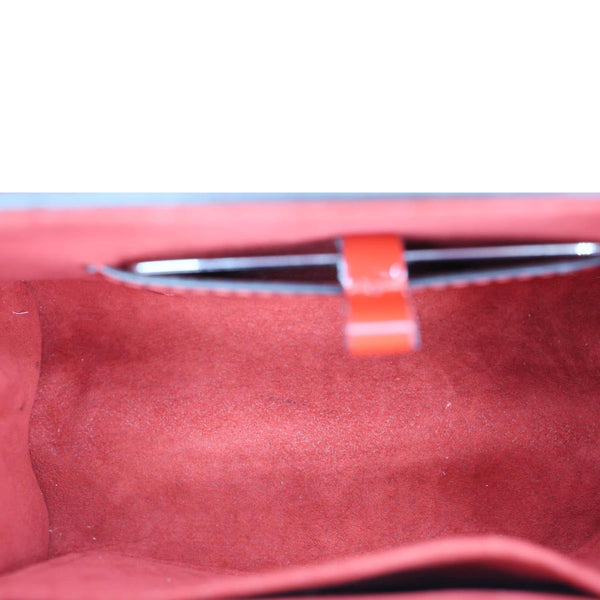 LOUIS VUITTON Twist PM Infrarouge Vernis Chain Shoulder Bag Red
