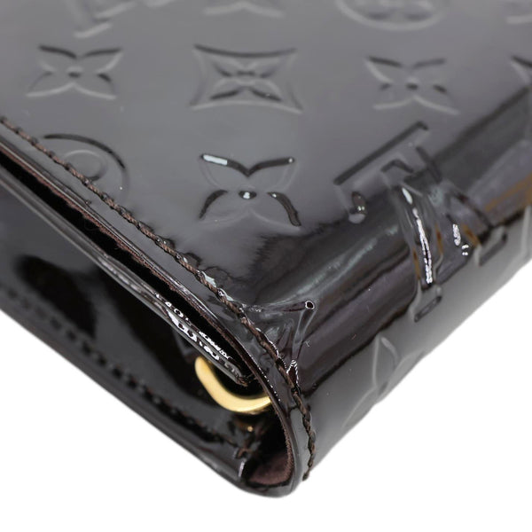 LOUIS VUITTON Ana Monogram Vernis Clutch Crossbody Bag Amarante