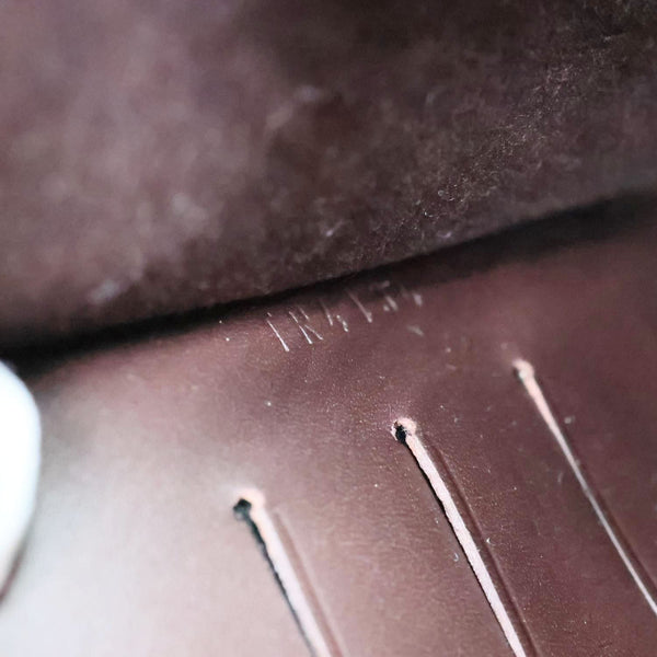 LOUIS VUITTON Ana Monogram Vernis Clutch Crossbody Bag Amarante