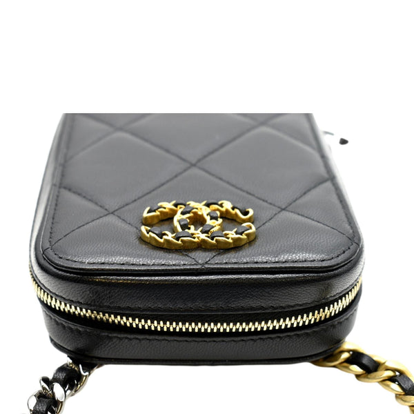 CHANEL 19 Zip Quilted Leather Phone Case Black
