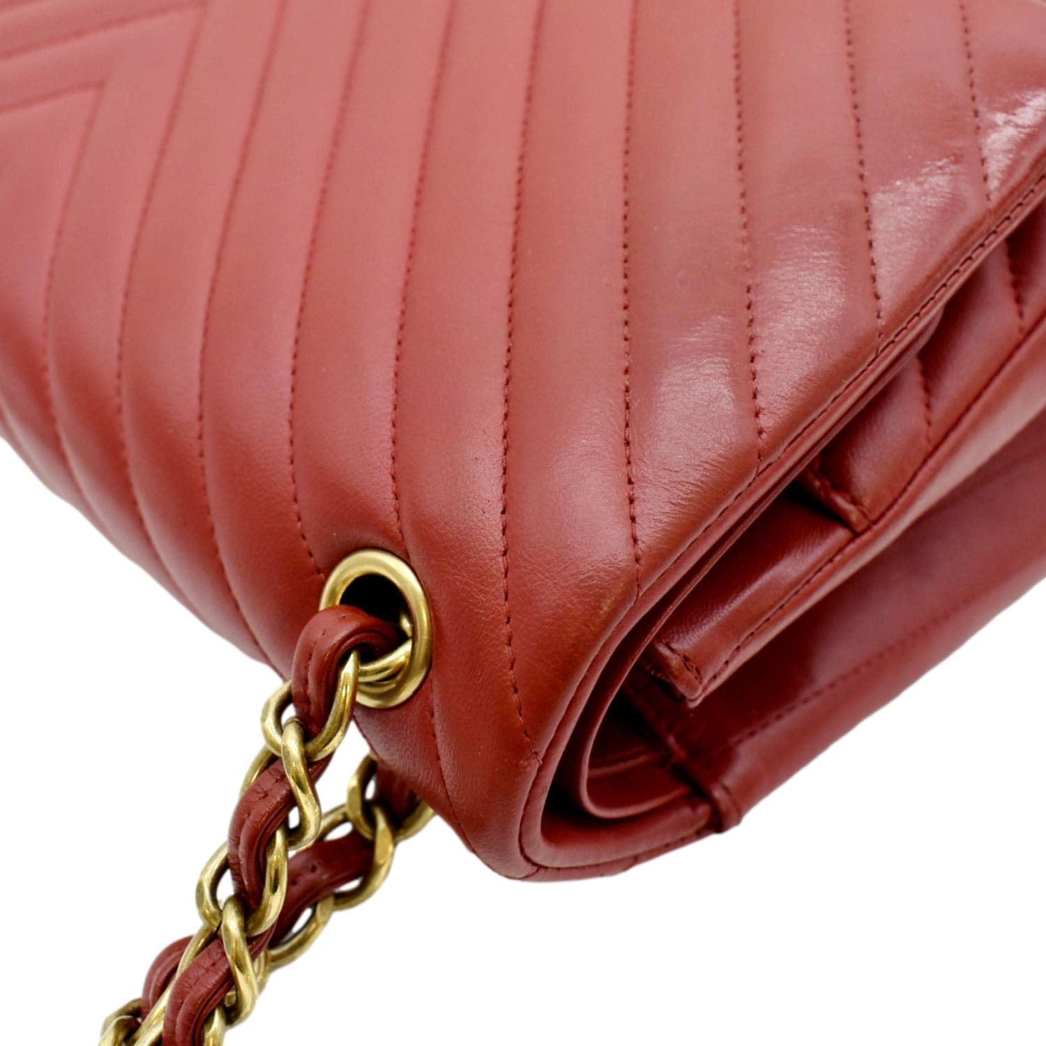 CHANEL Red Chevron Lambskin Leather Jumbo Classic Single Flap Shoulder Bag