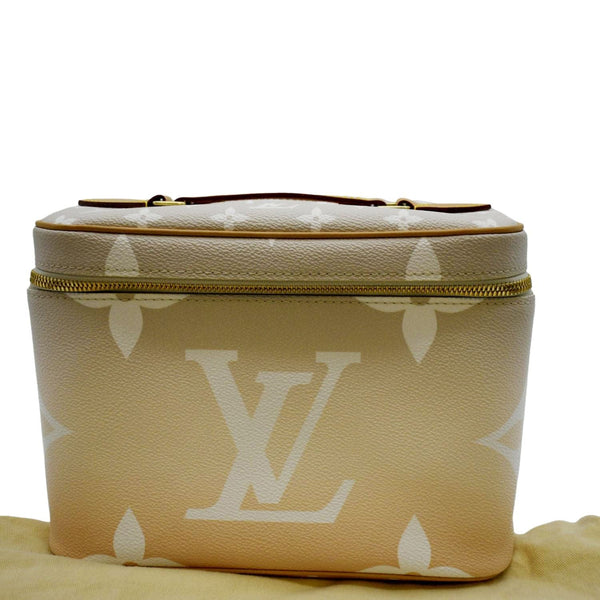 LOUIS VUITTON By The Pool Nice BB Monogram Giant Canvas Vanity Case Brume