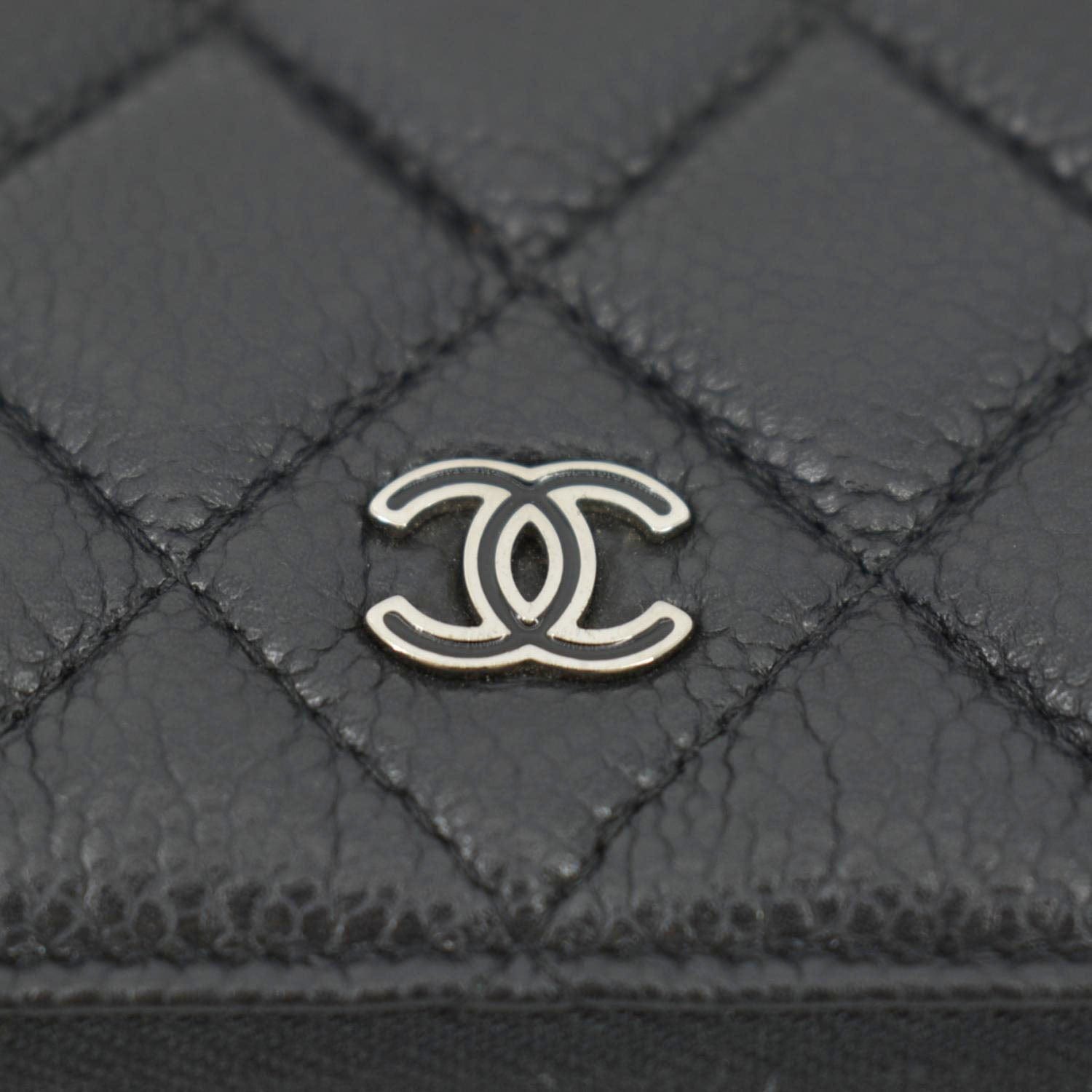 Chanel Cosmetic Pouch - 21 For Sale on 1stDibs