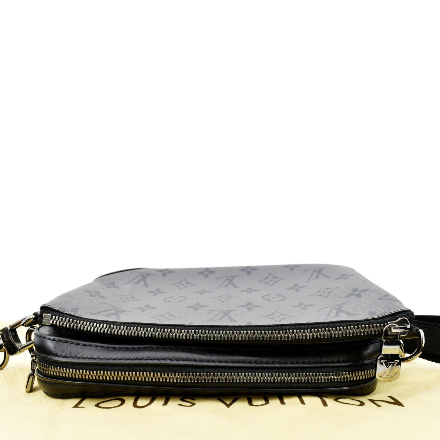Louis Vuitton trio messenger bag in monogram grey & graphite