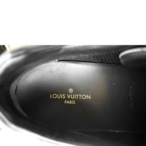 LOUIS VUITTON Runaway Monogram Sneakers Bicolor US 9