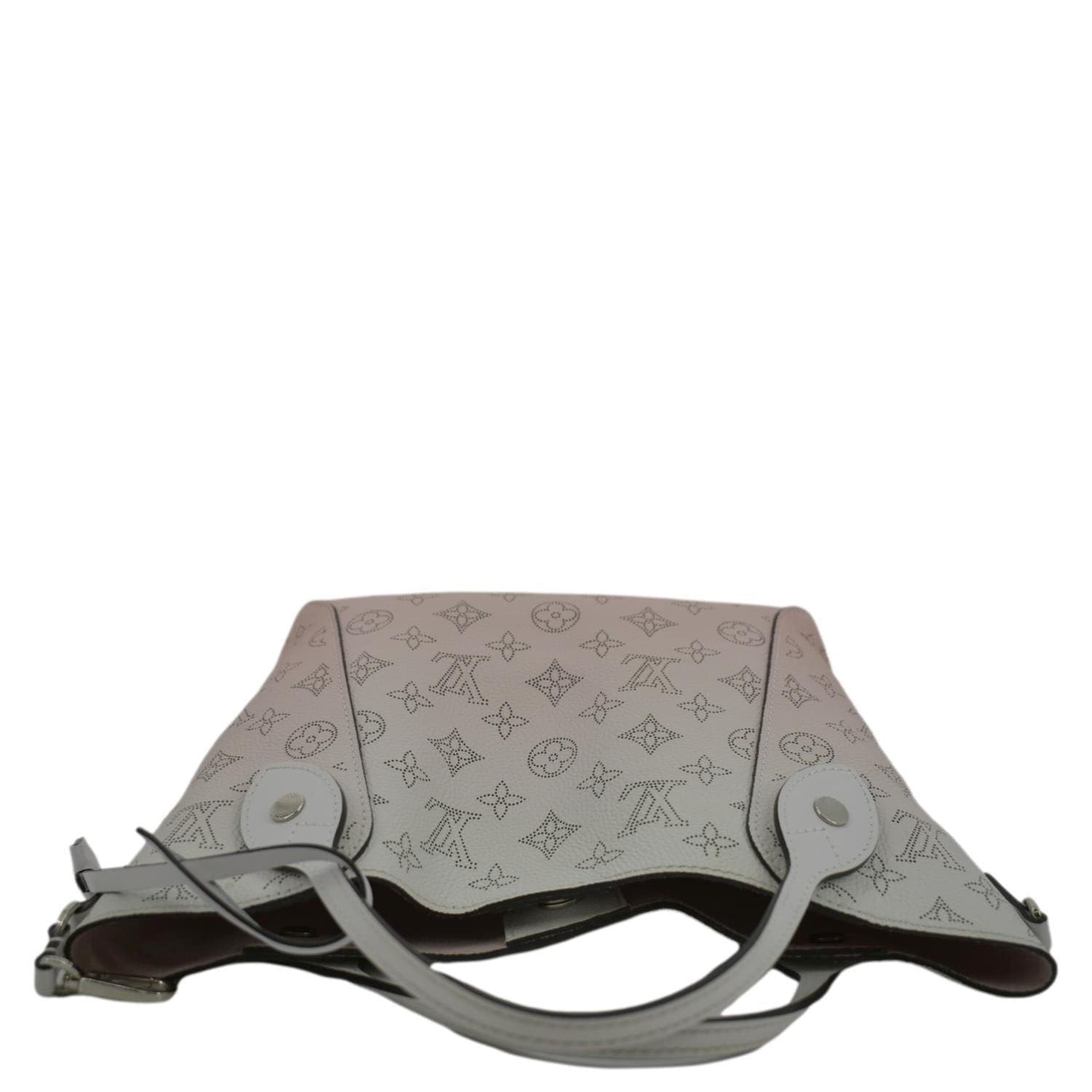 Louis Vuitton Mahina Monogram Hina PM - Neutrals Handle Bags, Handbags -  LOU685190