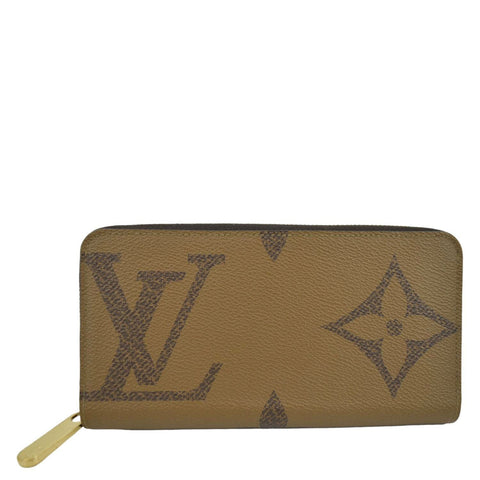 LOUIS VUITTON Giant Monogram Reverse Zippy Wallet Brown