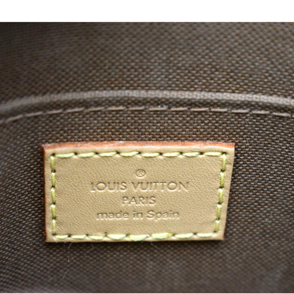 LOUIS VUITTON Petit Sac Plat Monogram Canvas Shoulder Bag Brown