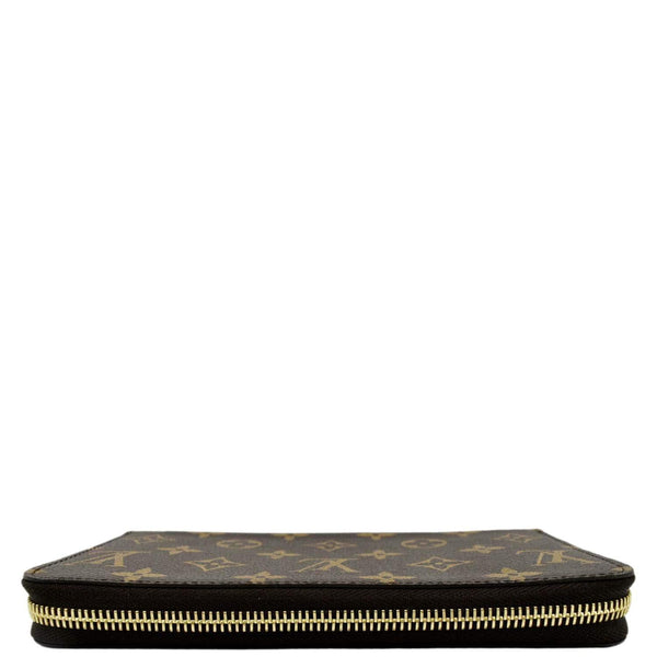 LOUIS VUITTON Monogram Canvas Zippy Wallet Brown
