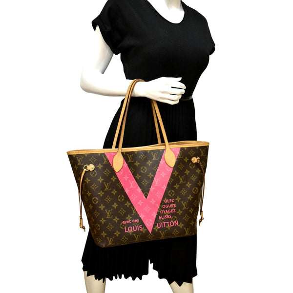 LOUIS VUITTON Neverfull MM V Grenade Monogram Canvas Tote Shoulder Bag Brown