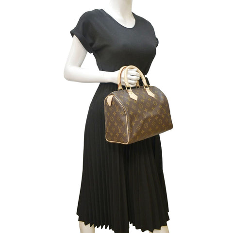 LOUIS VUITTON Speedy 25 Monogram Canvas Satchel Bag Brown