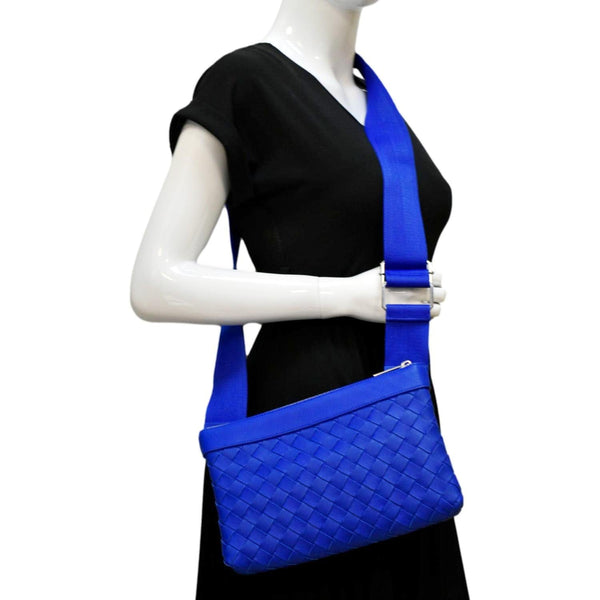 BOTTEGA VENETA Intrecciato Leather Crossbody Messenger Bag Blue