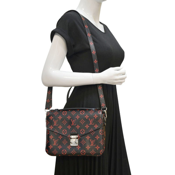 Louis Vuitton Limited Edition Monogram Infrarouge Canvas Pochette Metis Bag