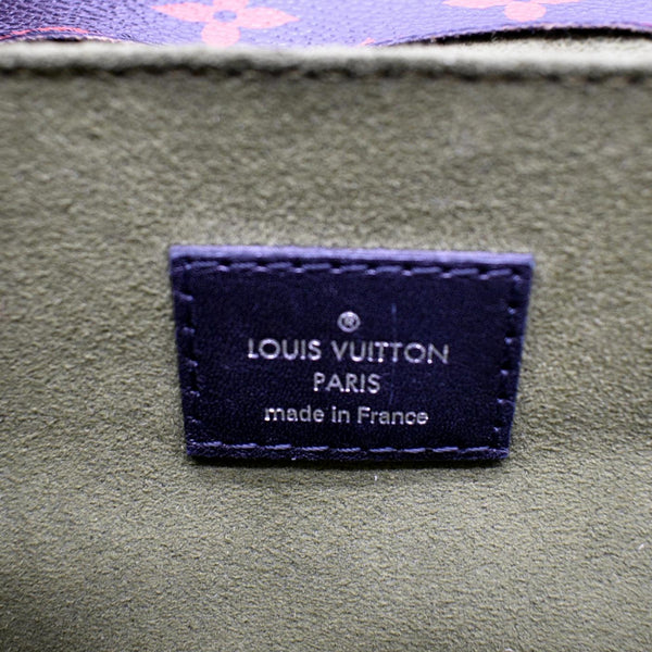 LOUIS VUITTON Metis Pochette Infrarouge Monogram Canvas Crossbody Bag Black