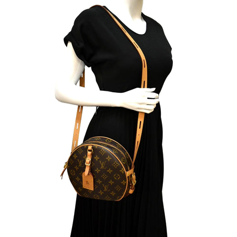 LOUIS VUITTON Boite Chapeau Souple MM Monogram Canvas Shoulder Bag Brown