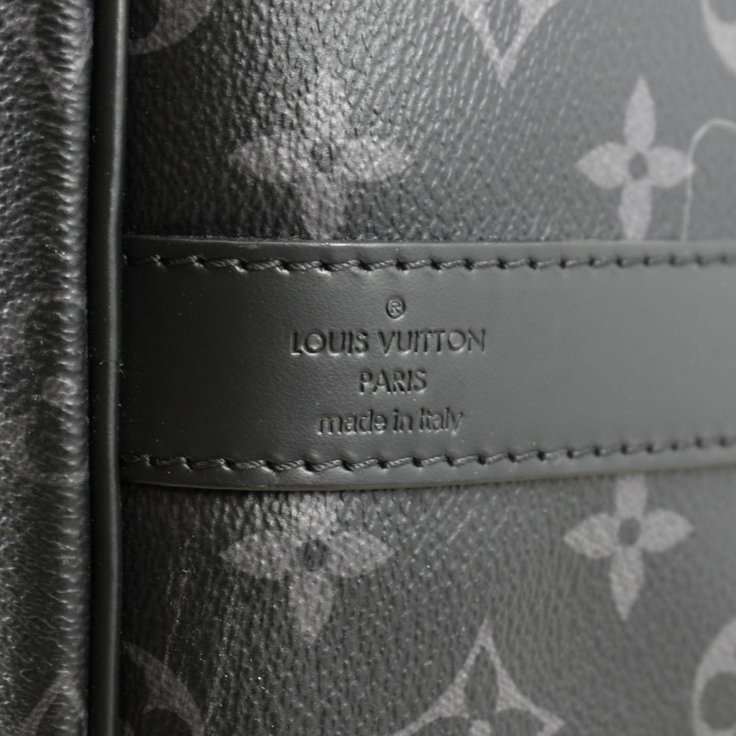 Shop Louis Vuitton Keepall Keepall Bandoulière 55 (M40605) by