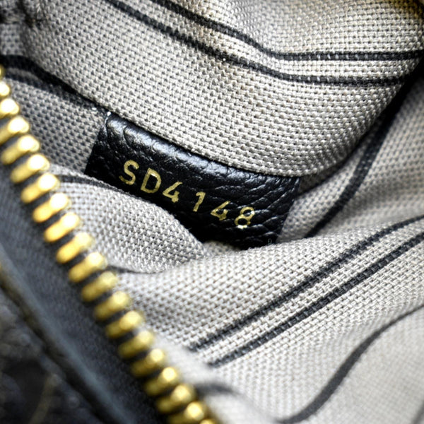 LOUIS VUITTON Metis Pochette Empreinte Leather Crossbody Bag Black