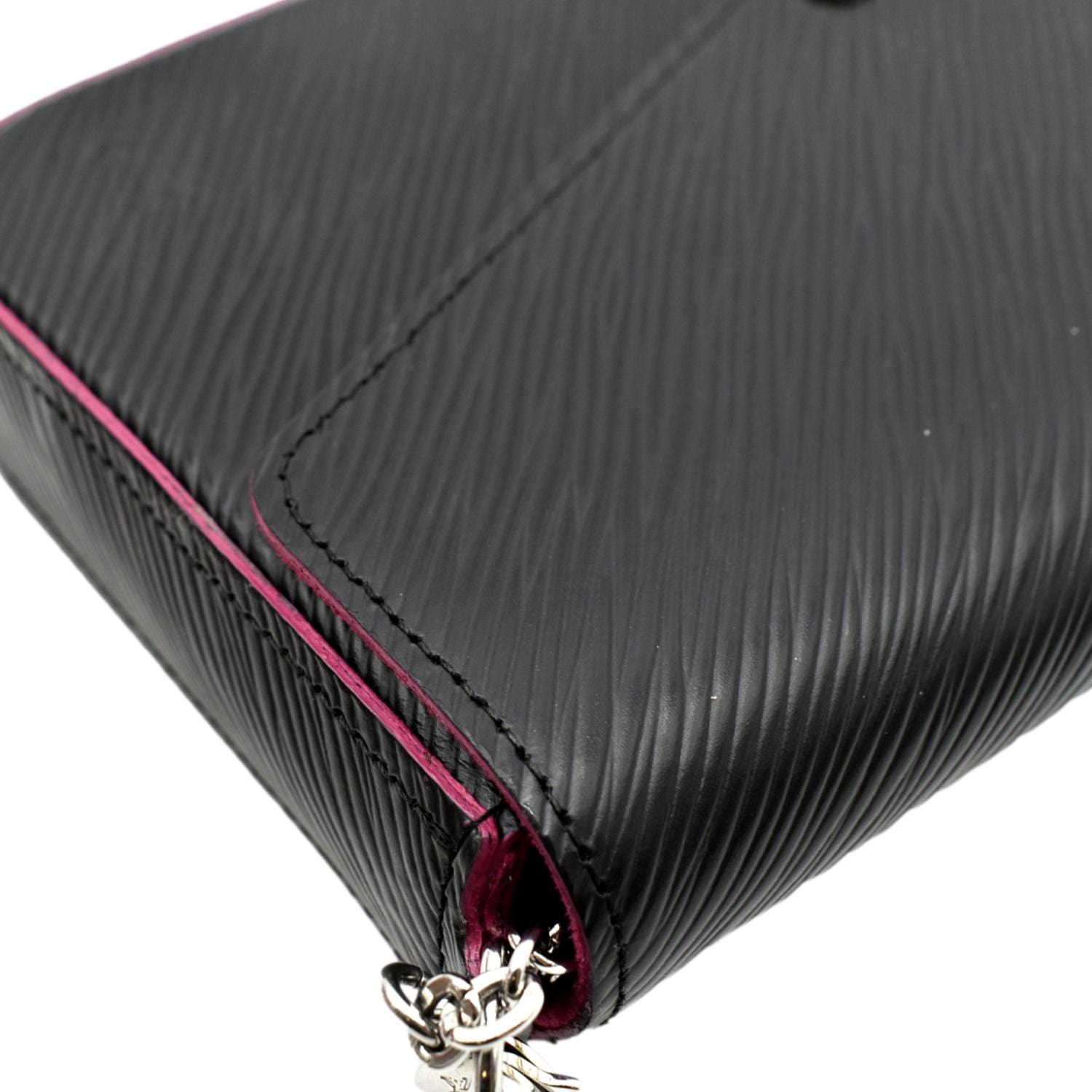 Louis Vuitton Félicie Pochette Crossbody Bag in Black Grained Leather M82477