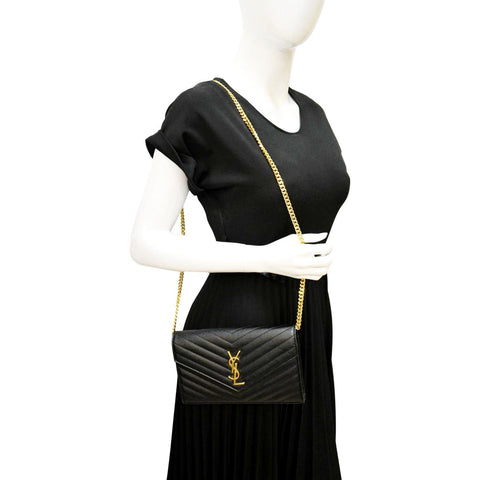 YVES SAINT LAURENT Chevron Grain De Poudre Envelope Chain Bag Black