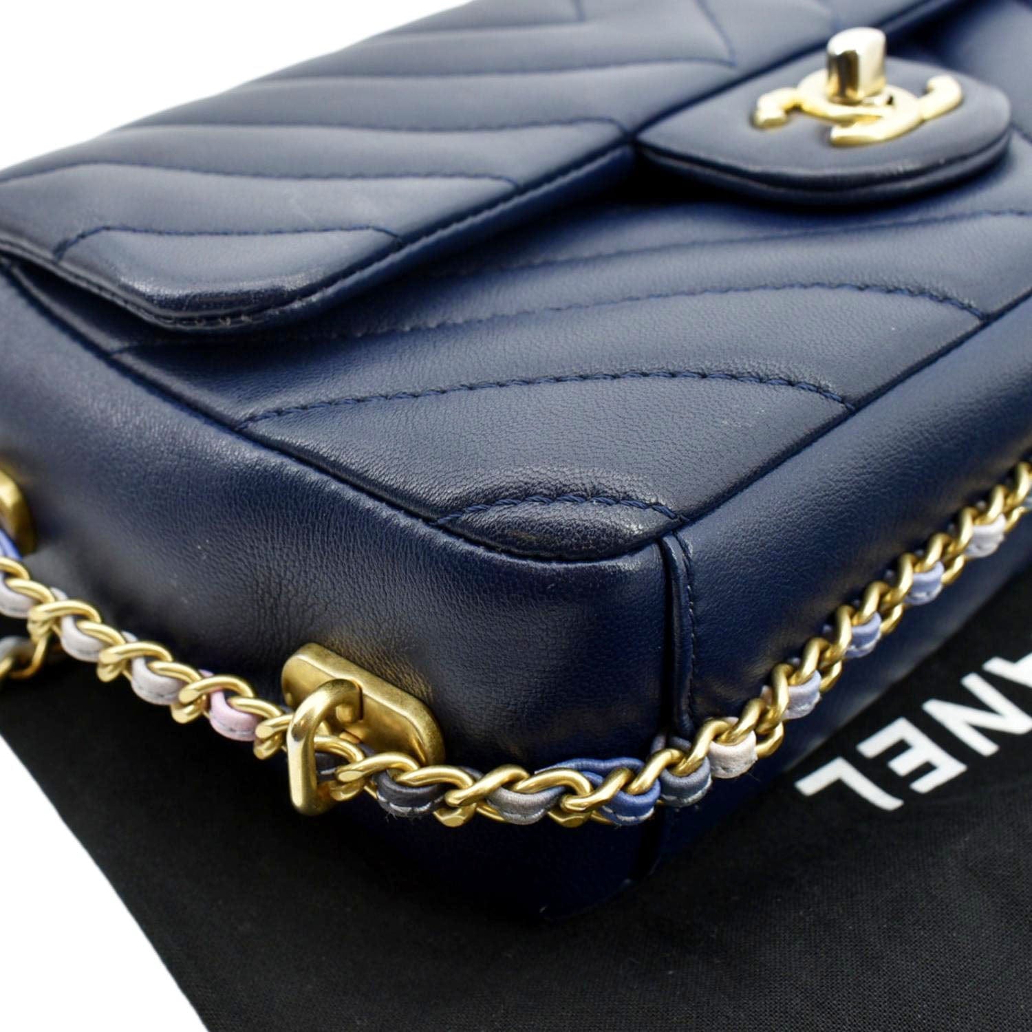 classic chanel wallet on