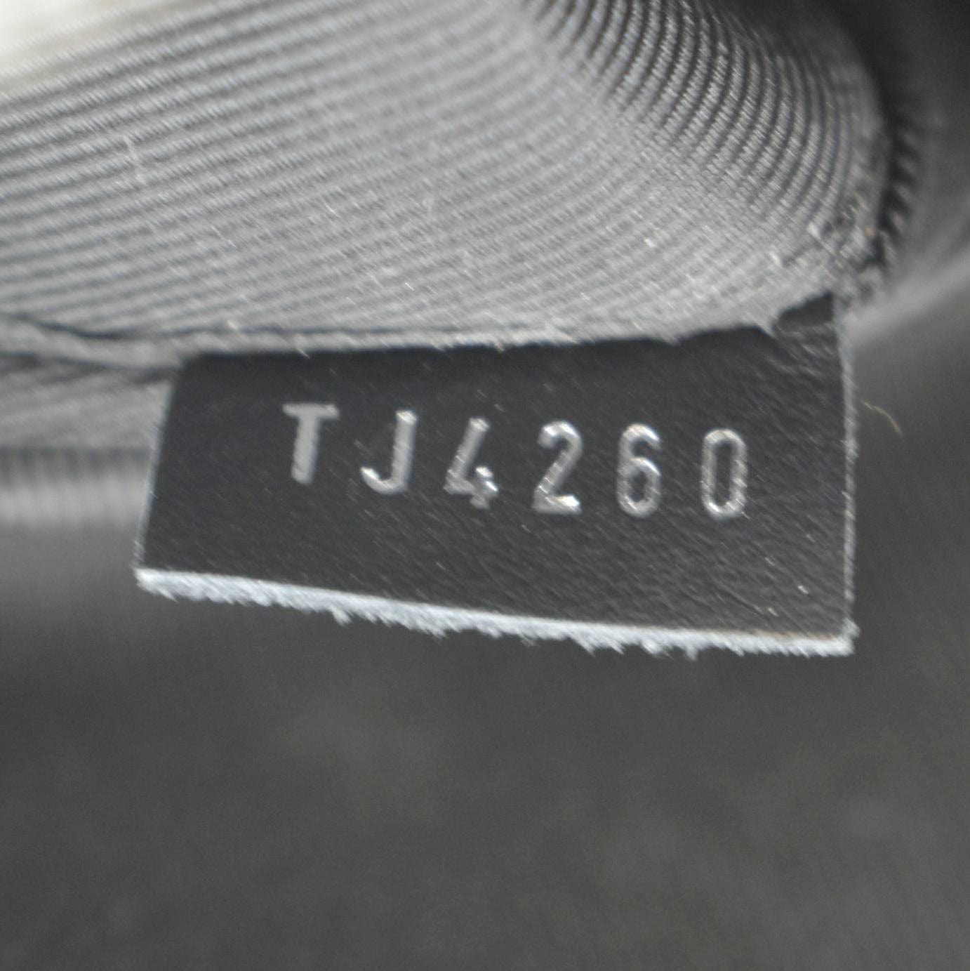 Louis Vuitton 2022 Monogram Eclipse Double Flat Messenger Tote - Grey  Totes, Bags - LOU778394